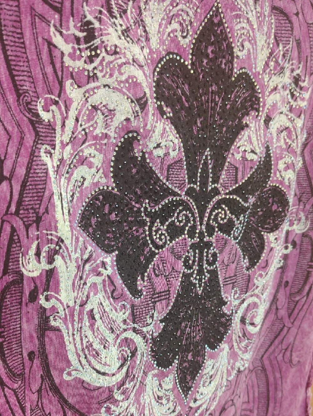 Vocal Magenta Graphic Tank with Embellished  Details And Lace Side Panels - Picture 4 of 10